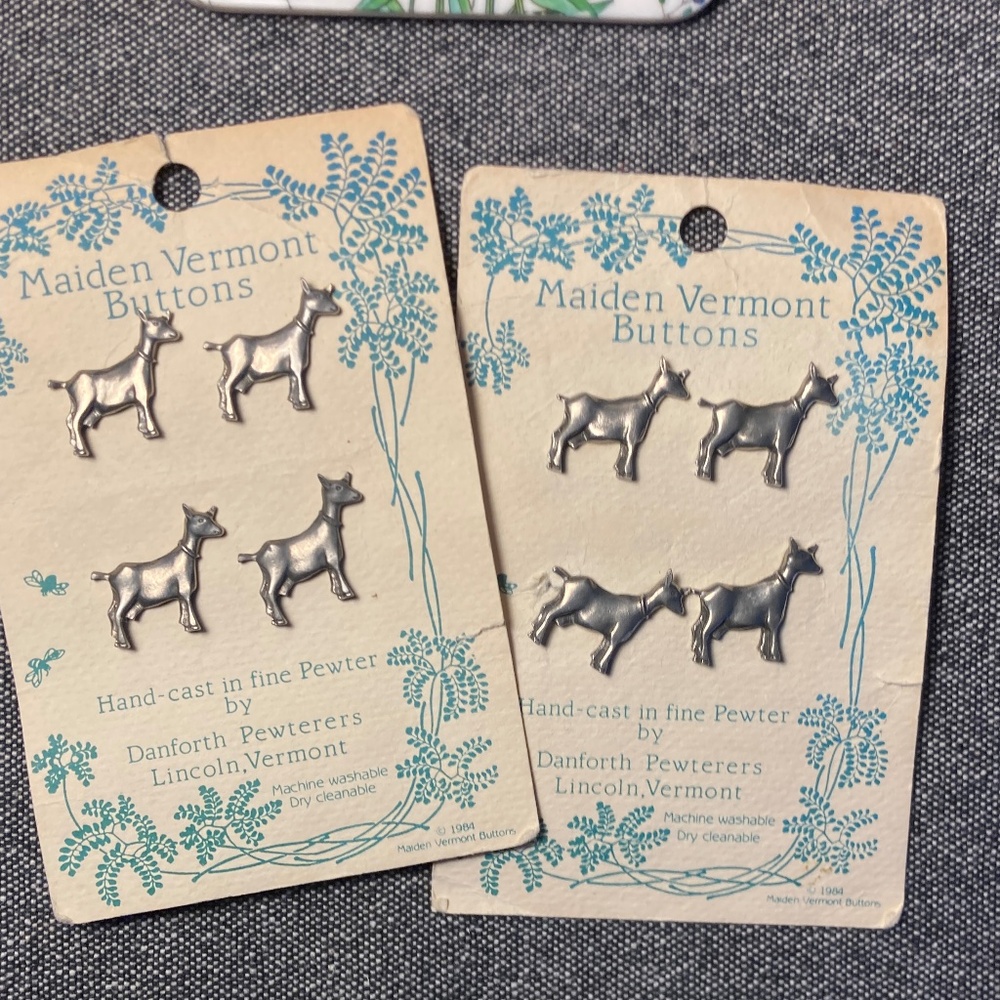 Vintage Maiden Vermont Pewter Goat Buttons / 8